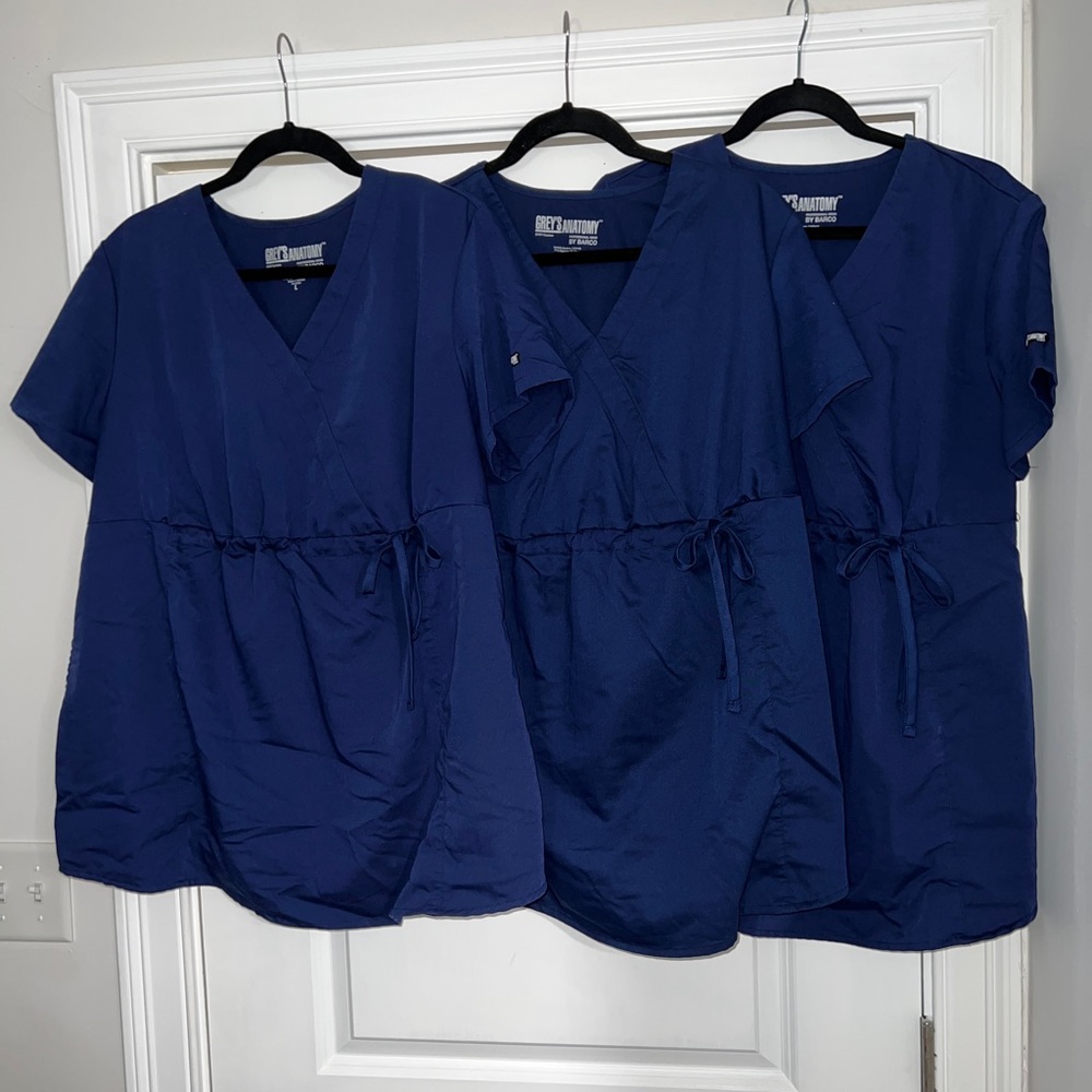Grey’s Anatomy maternity scrub tops